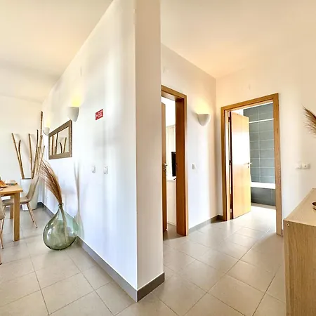 Apartman Sea View With Pool By Homing Pêra