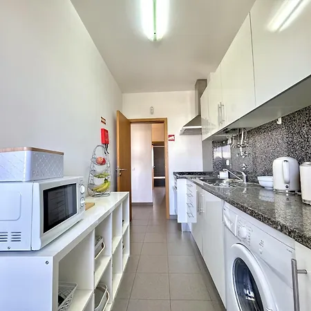 Sea View With Pool By Homing Pêra